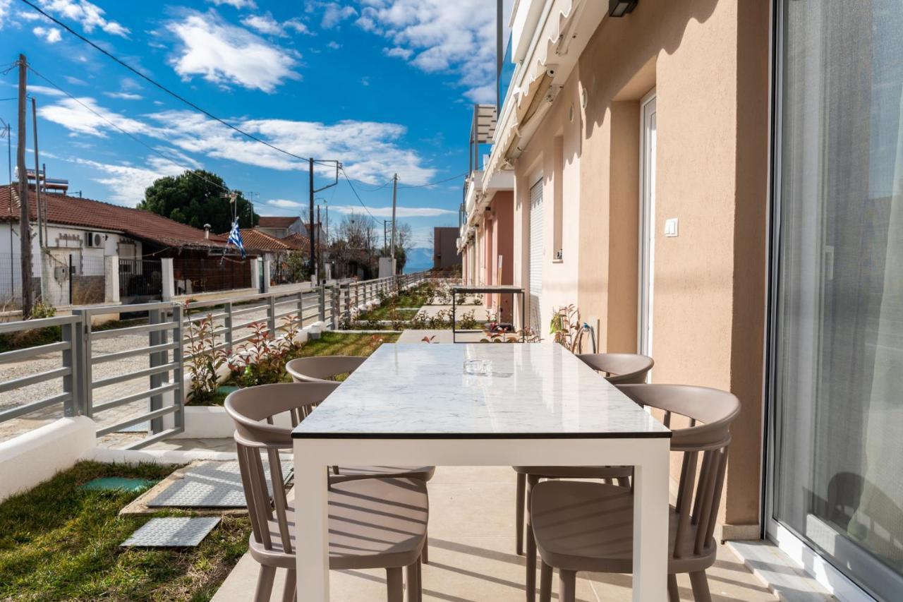 OfrínionDionysos Residential Complexアパートメント エクステリア 写真