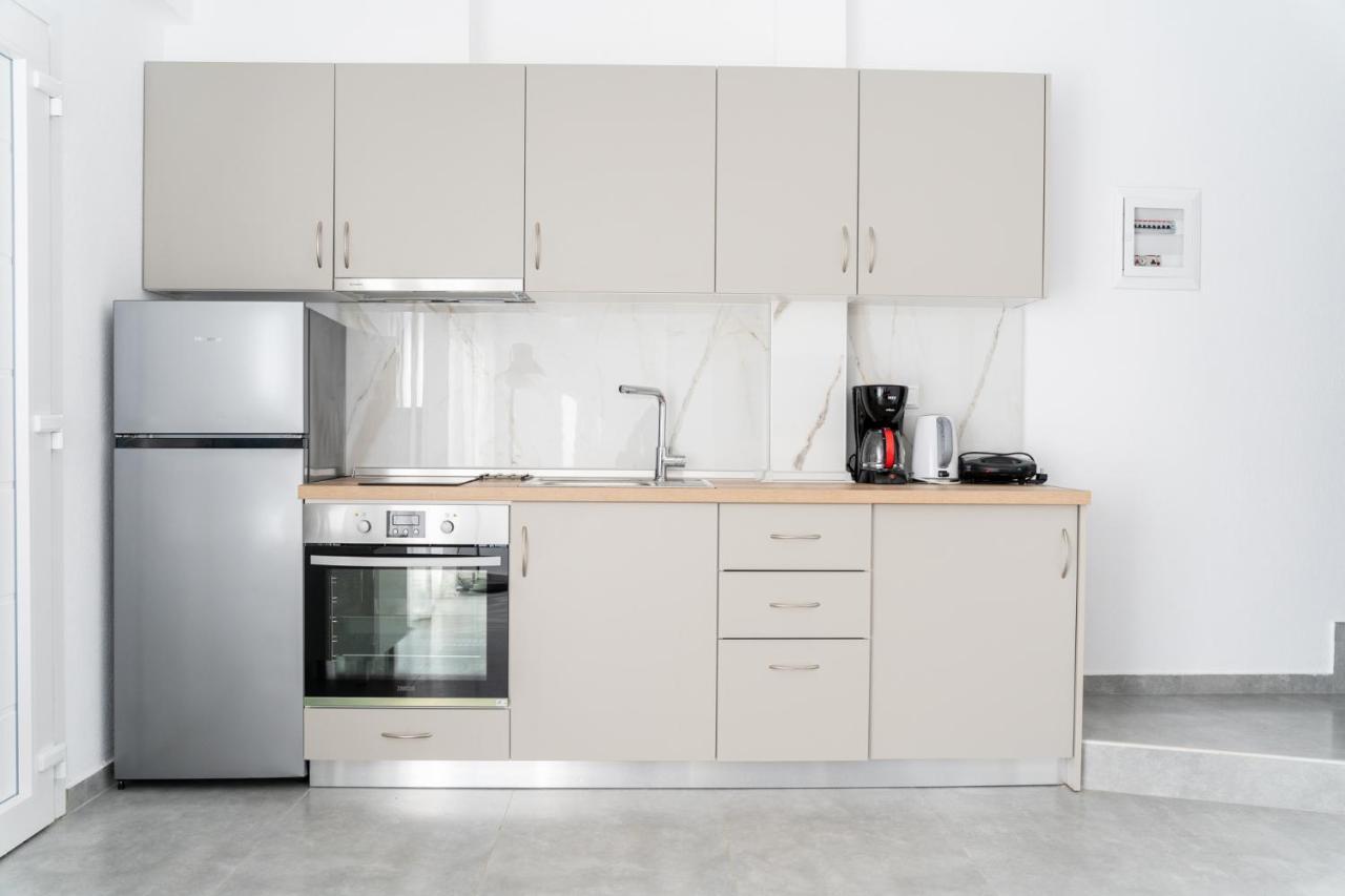 OfrínionDionysos Residential Complexアパートメント エクステリア 写真