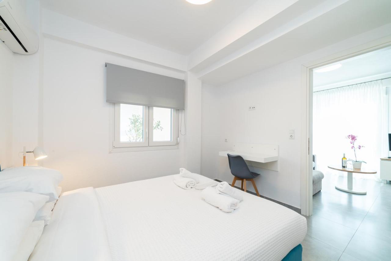 OfrínionDionysos Residential Complexアパートメント エクステリア 写真