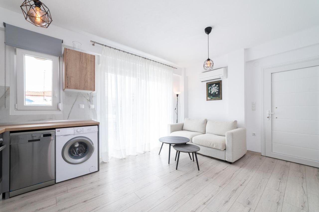 OfrínionDionysos Residential Complexアパートメント エクステリア 写真